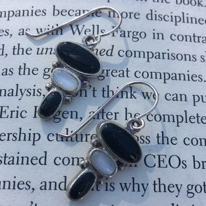 Black Onyx & Mother of Pearl Silver Earrings🌴